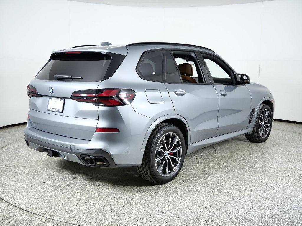 Thumbnail: 2026 BMW X5 - 11