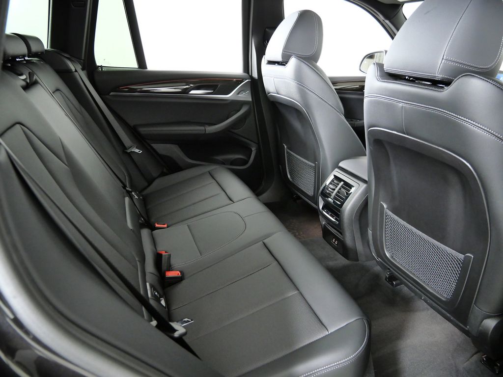 Thumbnail: 2024 BMW X3 - 30