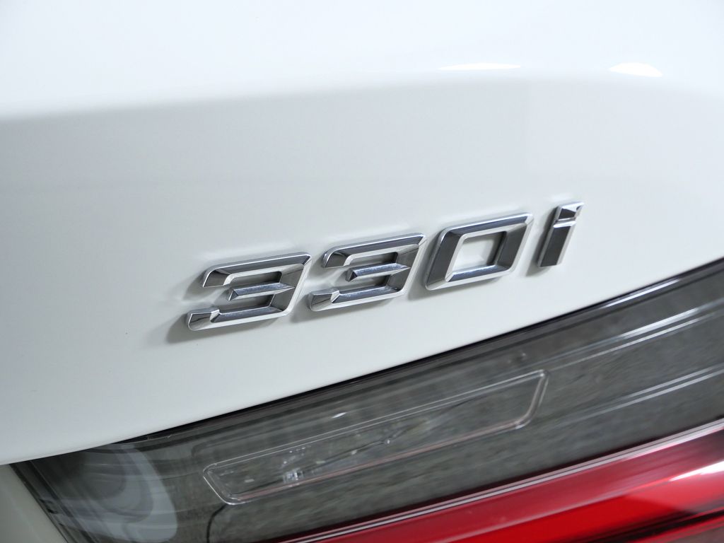 Thumbnail: 2023 BMW 3 Series - 15