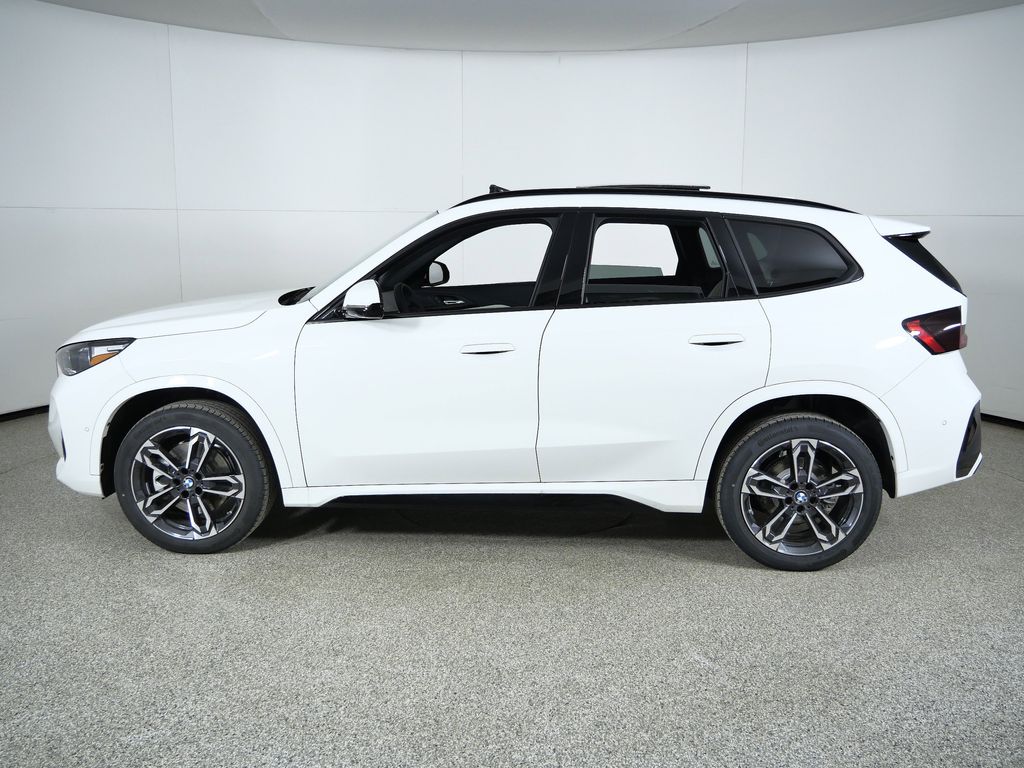 Thumbnail: 2026 BMW X1 - 15