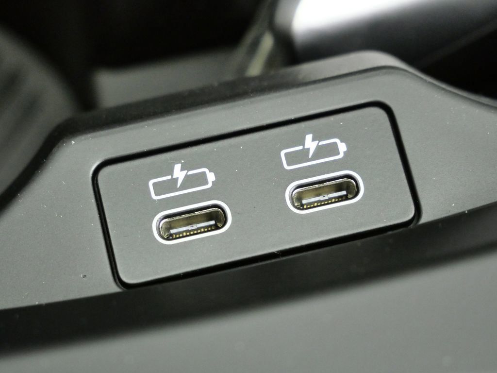 Thumbnail: 2026 BMW 2 Series - 46