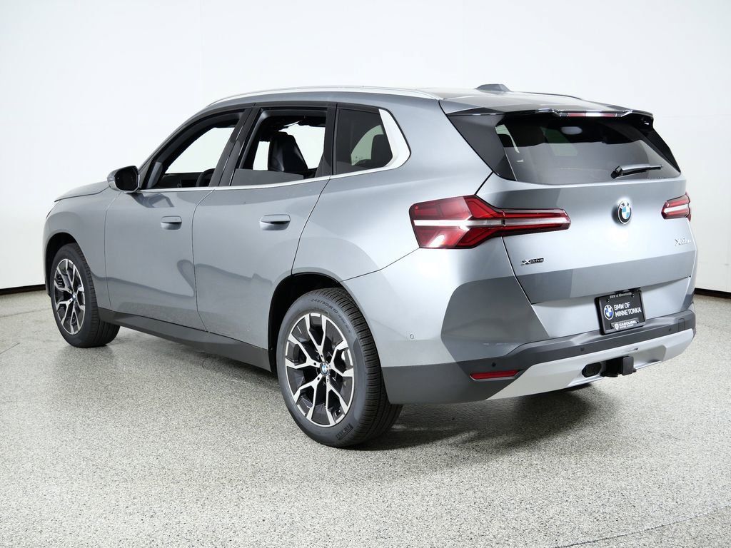 Thumbnail: 2026 BMW X3 - 16