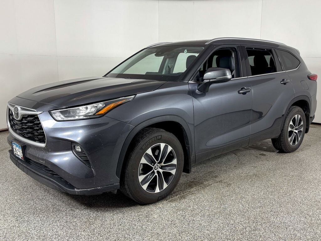 Used 2020 Toyota Highlander XLE SUV