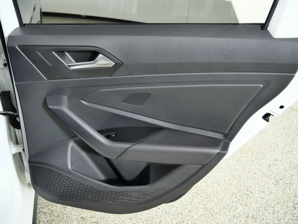 Thumbnail: 2019 Volkswagen Jetta - 23