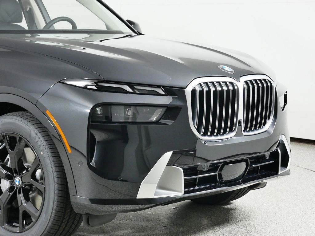 Thumbnail: 2025 BMW X7 - 5