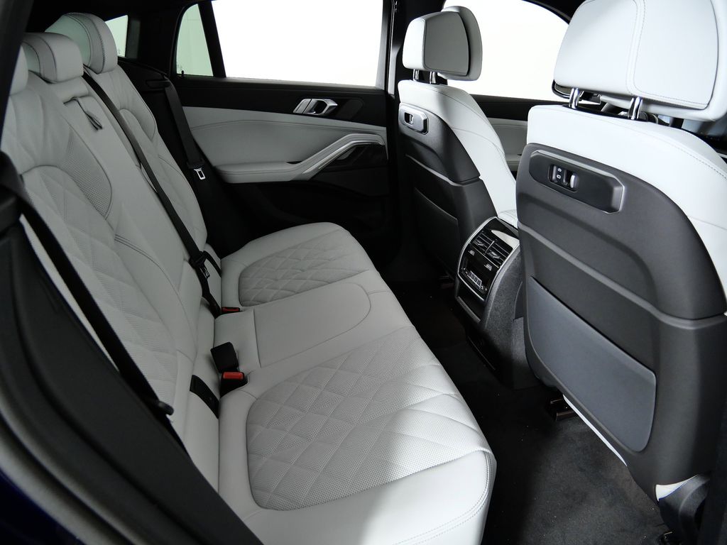 Thumbnail: 2026 BMW X6 - 26