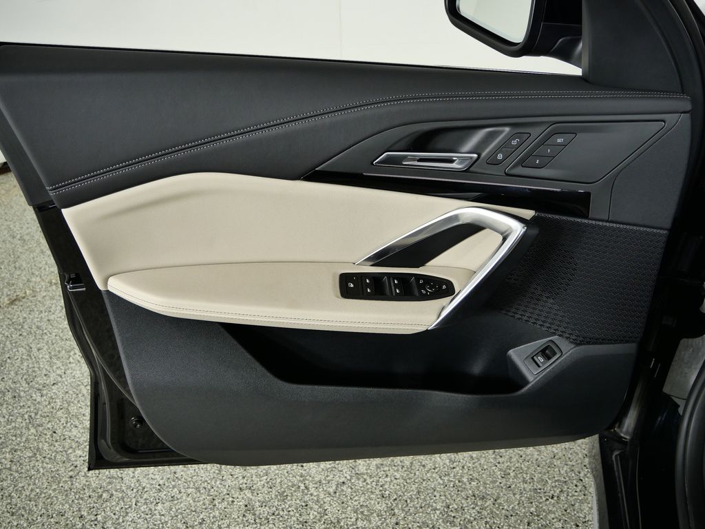 Thumbnail: 2025 BMW X1 - 36