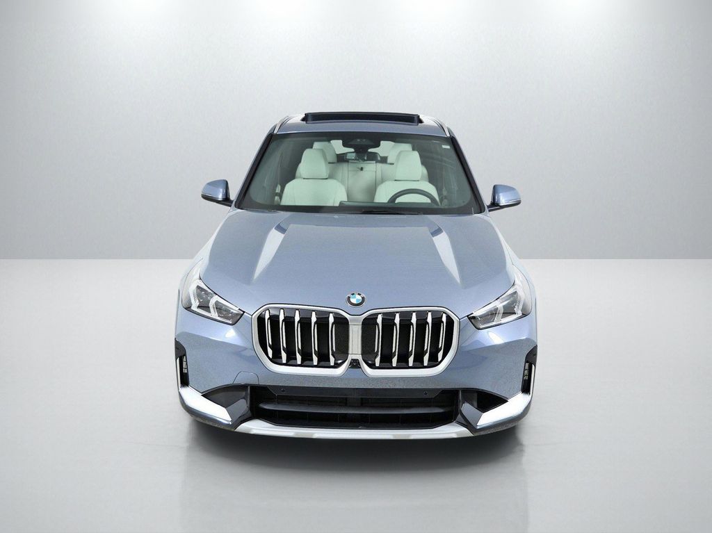 Thumbnail: 2026 BMW X1 - 17