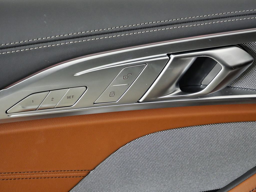 Thumbnail: 2026 BMW 8 Series - 38