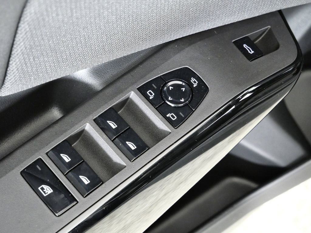 Thumbnail: 2026 BMW X3 - 35