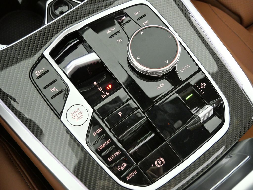 Thumbnail: 2026 BMW X7 - 48