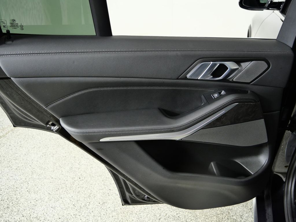 Thumbnail: 2023 BMW X5 - 31