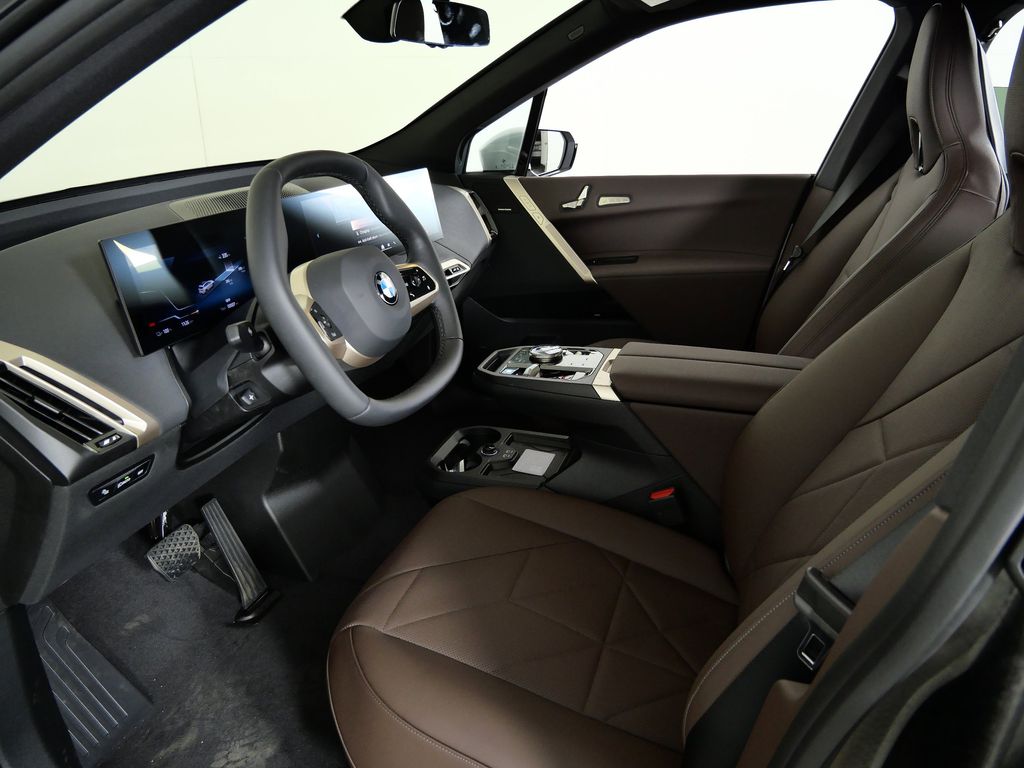 Thumbnail: 2026 BMW iX - 33