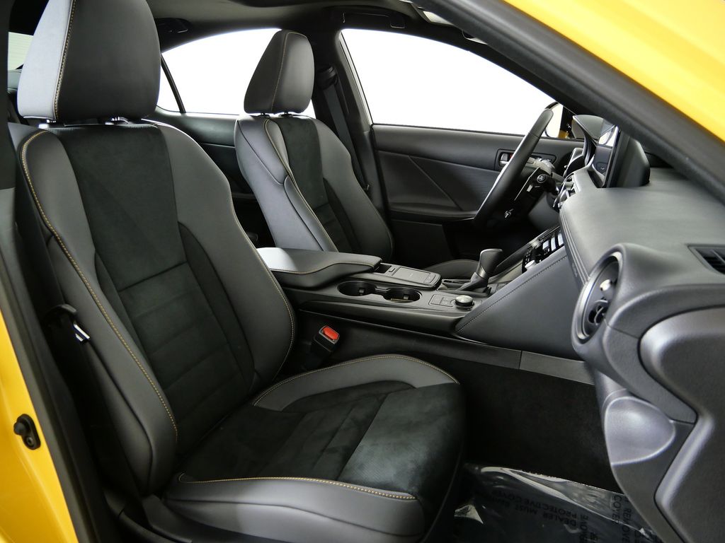 Thumbnail: 2025 Lexus IS - 21