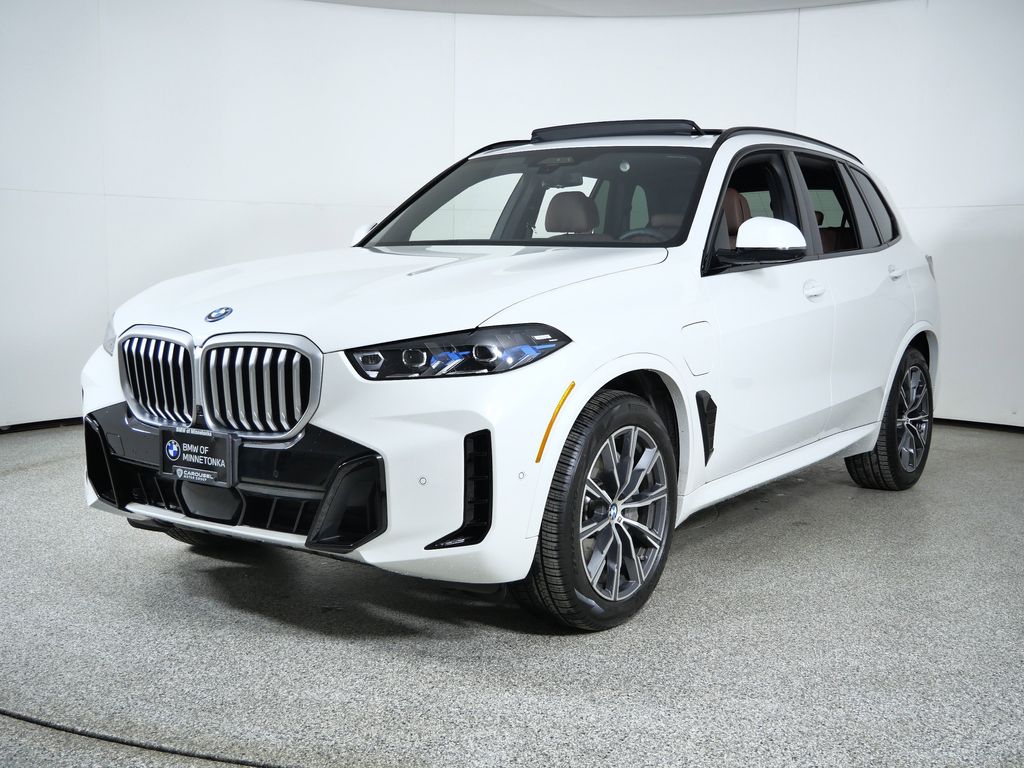 Thumbnail: 2026 BMW X5 - 1