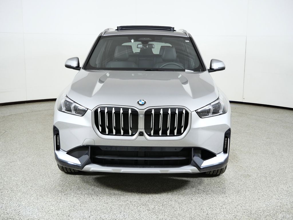 Thumbnail: 2026 BMW X1 - 2