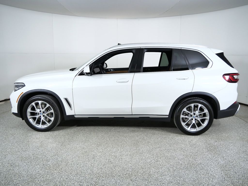 Thumbnail: 2023 BMW X5 - 18