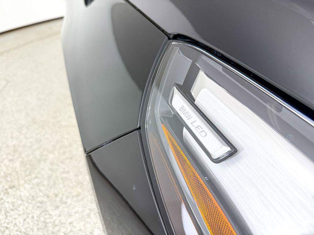 Thumbnail: 2025 BMW X1 - 10