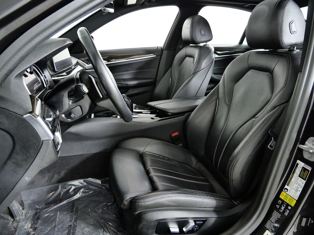 Thumbnail: 2018 BMW 5 Series - 35