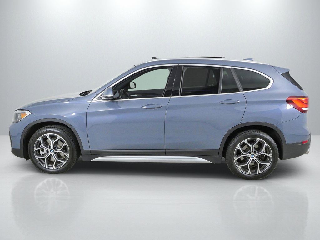 Thumbnail: 2021 BMW X1 - 15