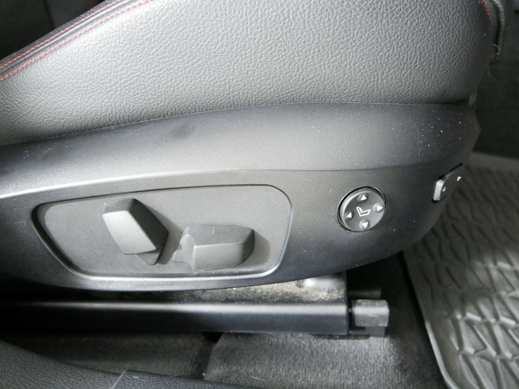 Thumbnail: 2014 BMW X1 - 22