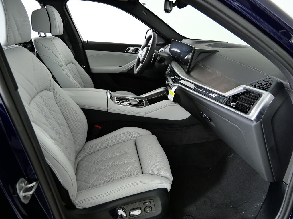 Thumbnail: 2026 BMW X6 - 20