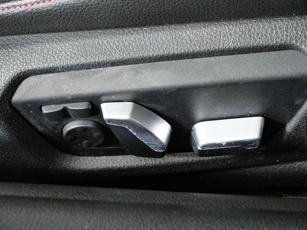 Thumbnail: 2017 BMW 4 Series - 23