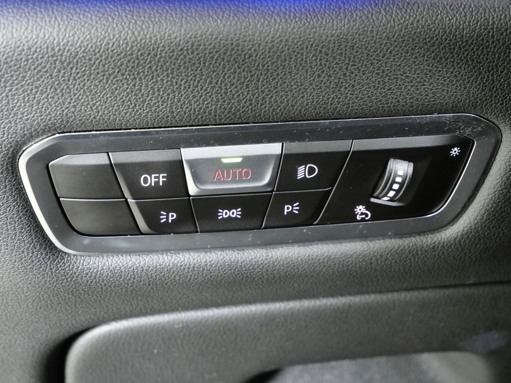 Thumbnail: 2023 BMW X5 - 44