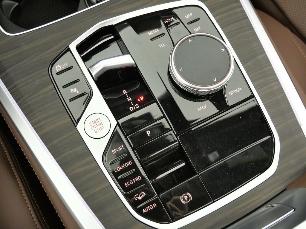 Thumbnail: 2026 BMW X5 - 50