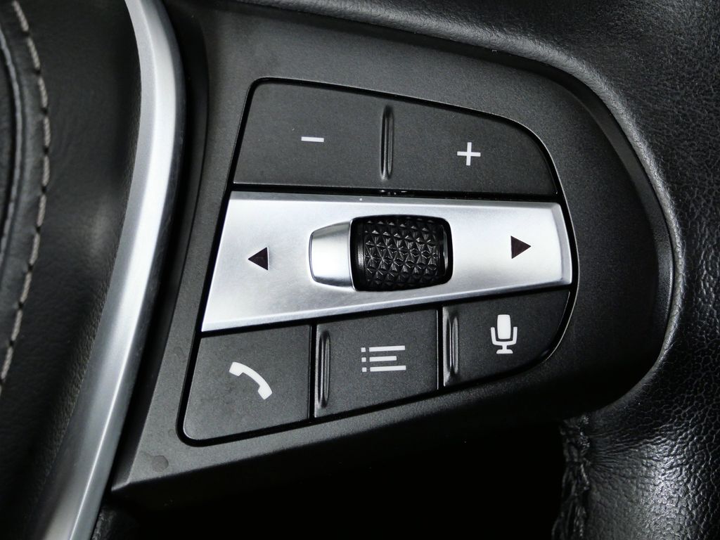 Thumbnail: 2020 BMW X5 - 42