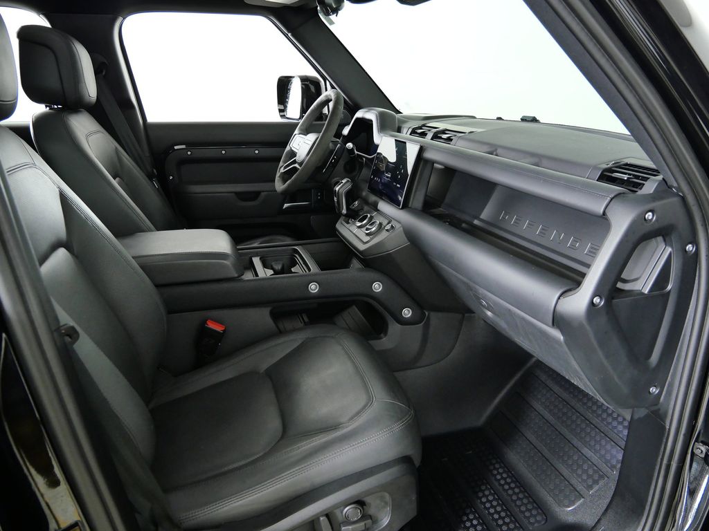 Thumbnail: 2024 Land Rover Defender - 21