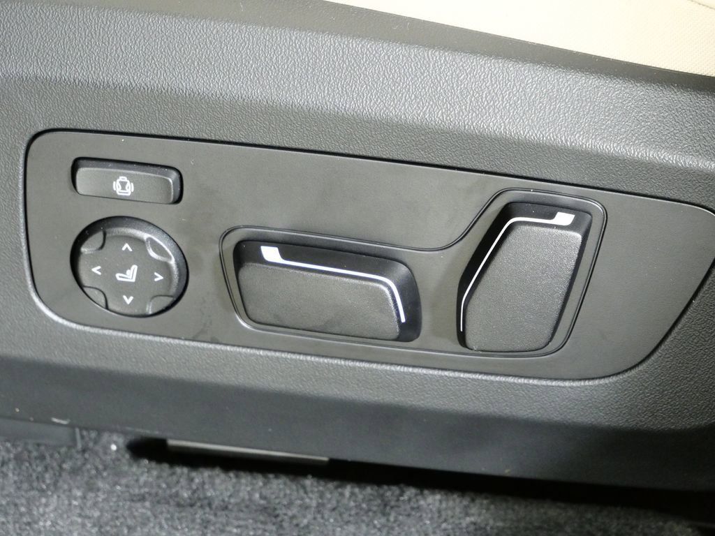 Thumbnail: 2026 BMW X3 - 42