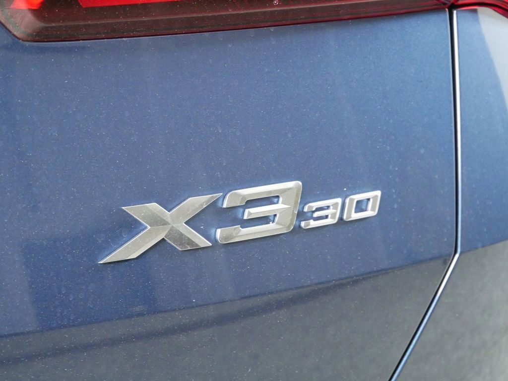 Thumbnail: 2025 BMW X3 - 12