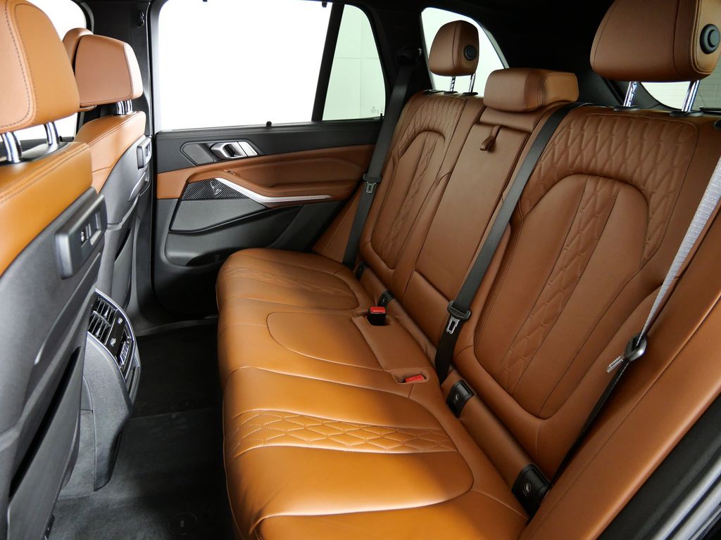 Thumbnail: 2023 BMW X5 - 37