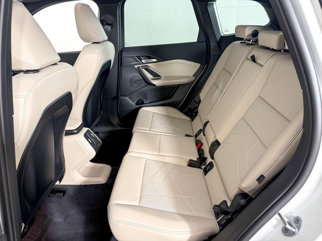 Thumbnail: 2025 BMW X1 - 31