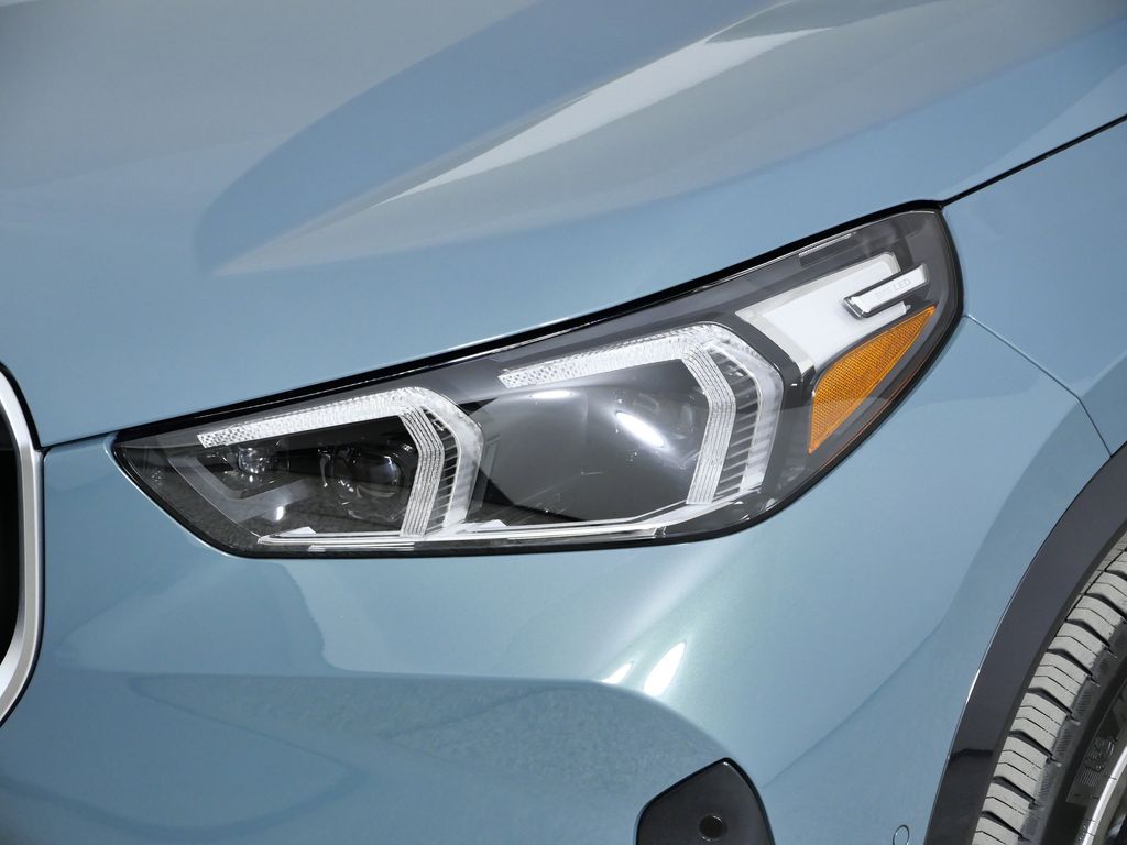 Thumbnail: 2026 BMW X1 - 3