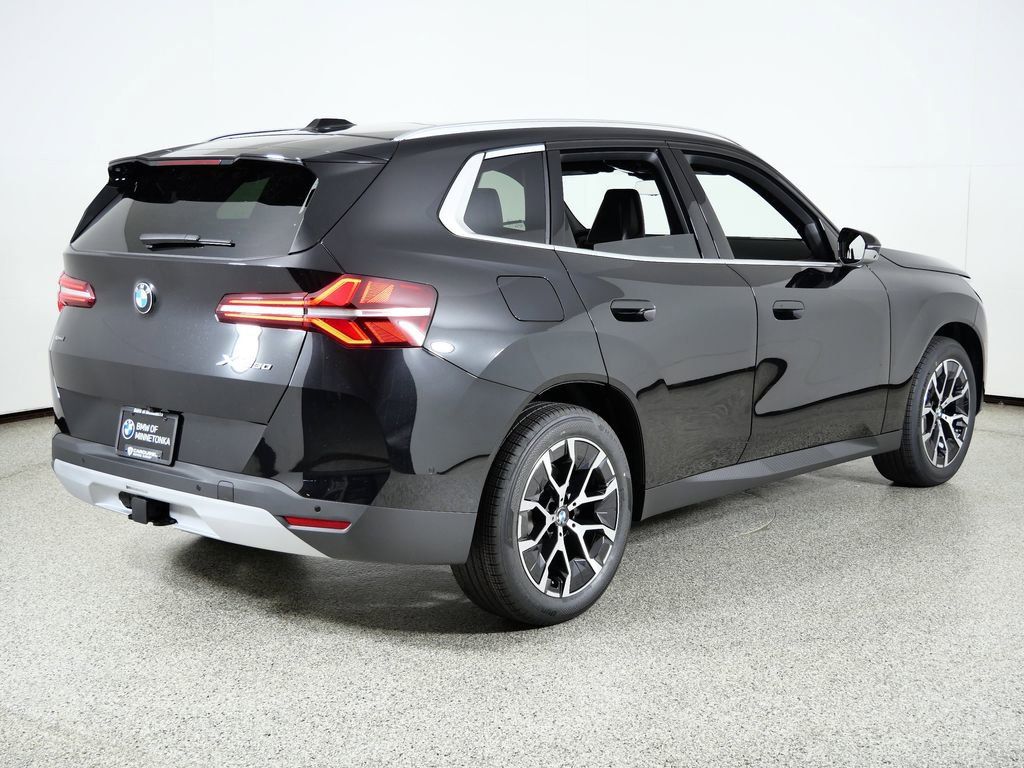 Thumbnail: 2026 BMW X3 - 11