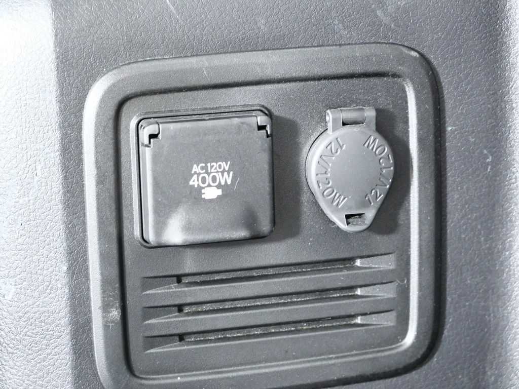 Thumbnail: 2022 Toyota 4Runner - 27