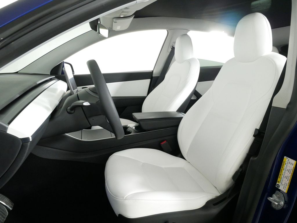 Thumbnail: 2020 Tesla Model Y - 29