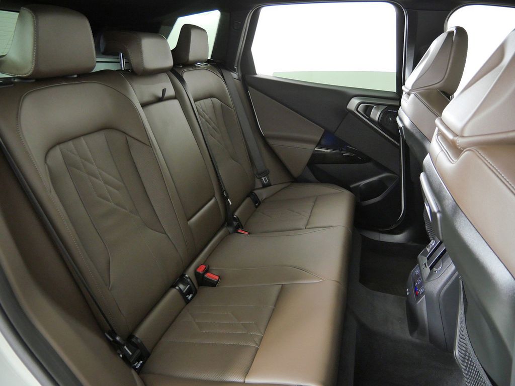 Thumbnail: 2026 BMW X3 - 27