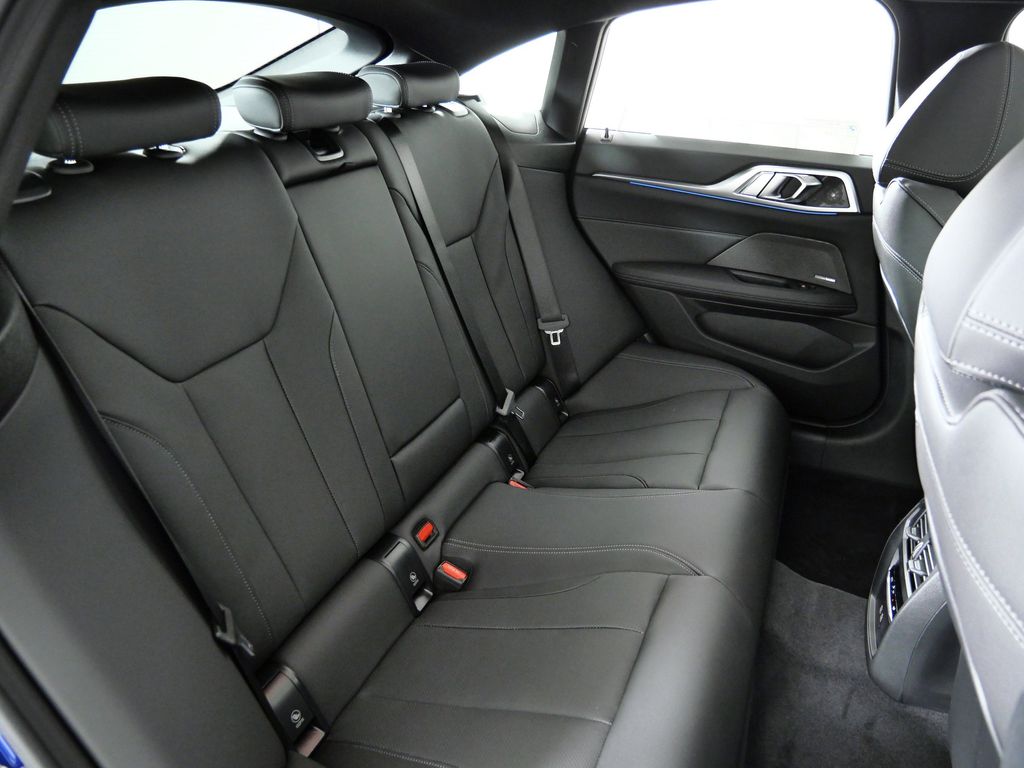 Thumbnail: 2026 BMW i4 - 26