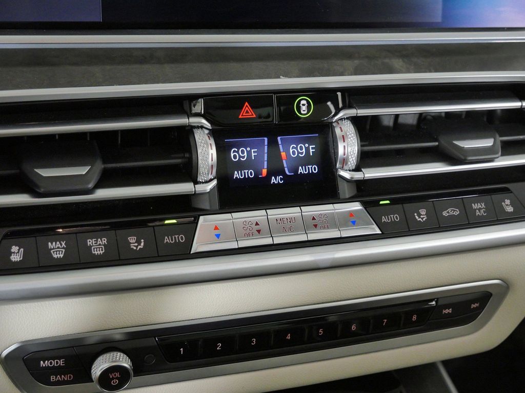 Thumbnail: 2022 BMW X5 - 49