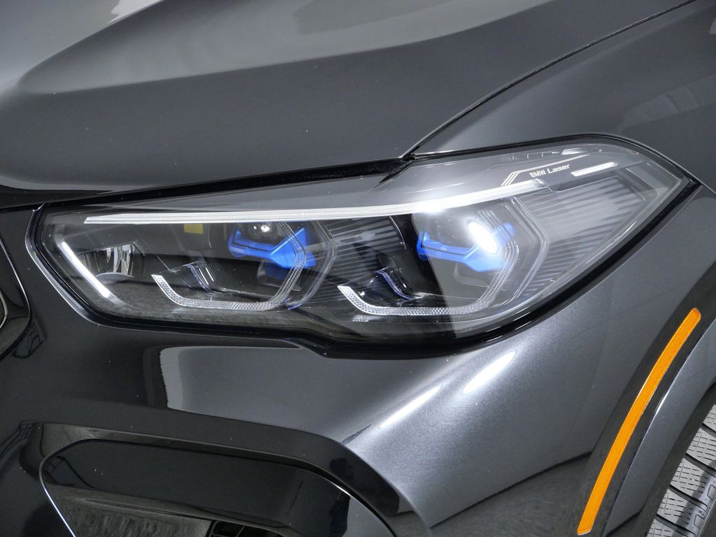 Thumbnail: 2023 BMW X6 - 4