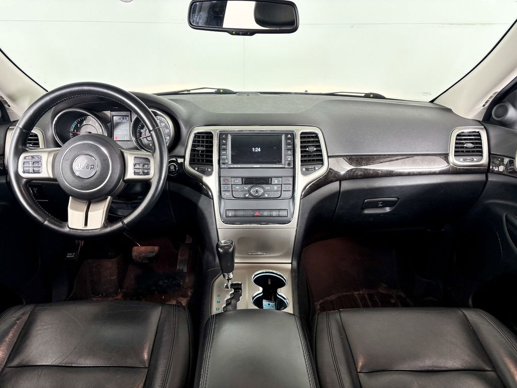 Thumbnail: 2011 Jeep Grand Cherokee - 9