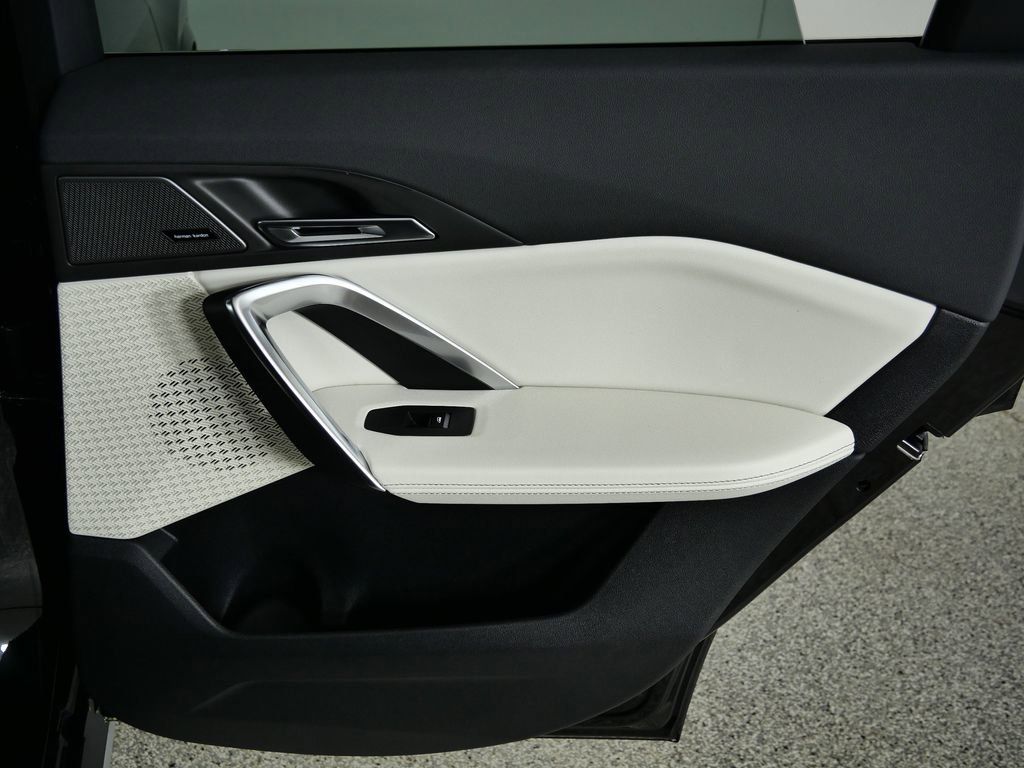 Thumbnail: 2026 BMW X1 - 25