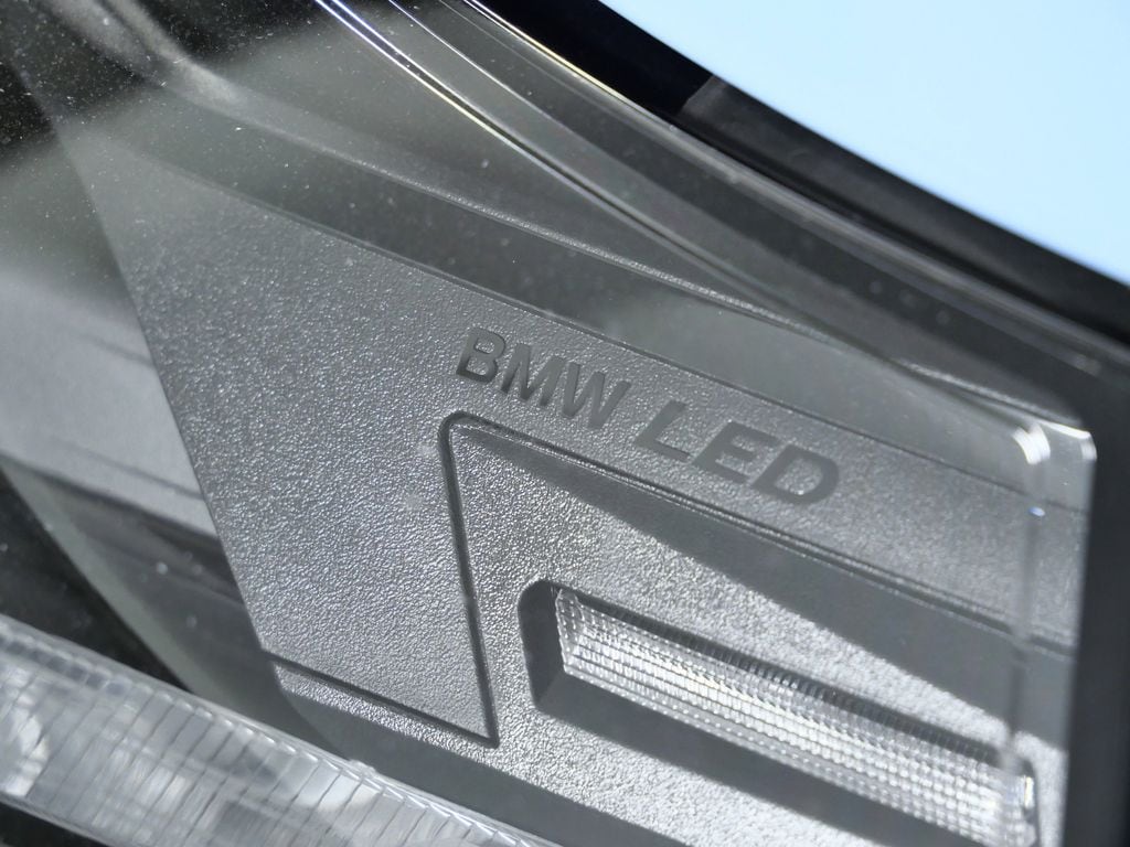 Thumbnail: 2023 BMW M2 - 5