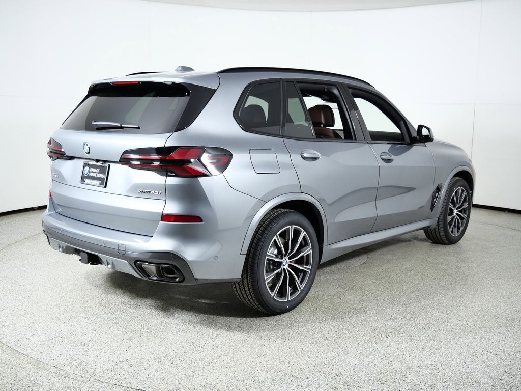Thumbnail: 2026 BMW X5 - 9