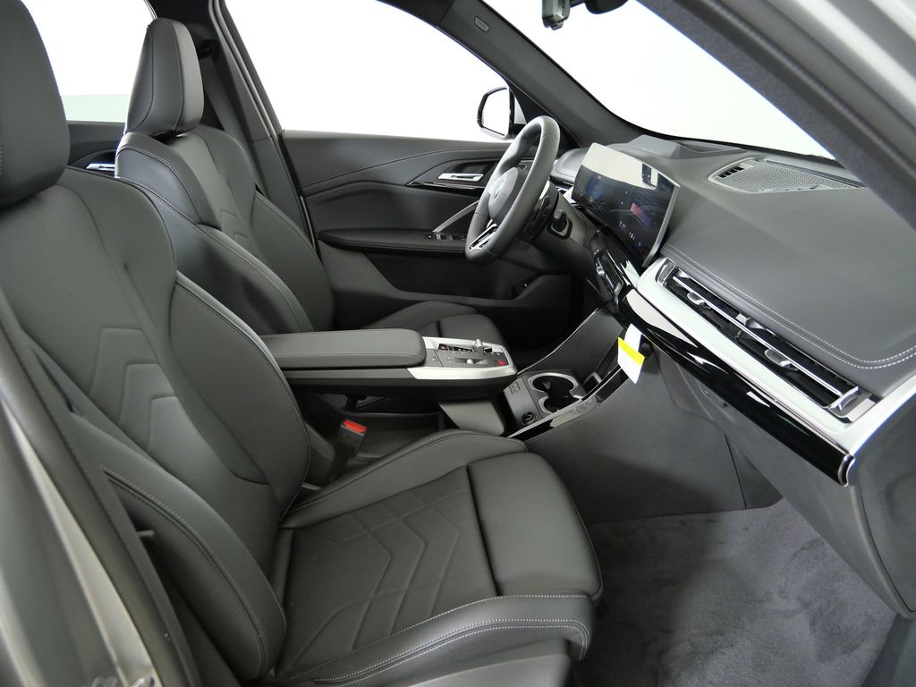 Thumbnail: 2026 BMW X1 - 20