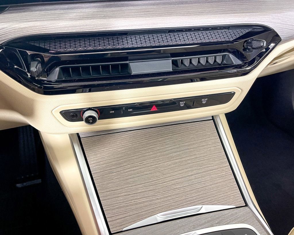 Thumbnail: 2025 BMW 4 Series - 49