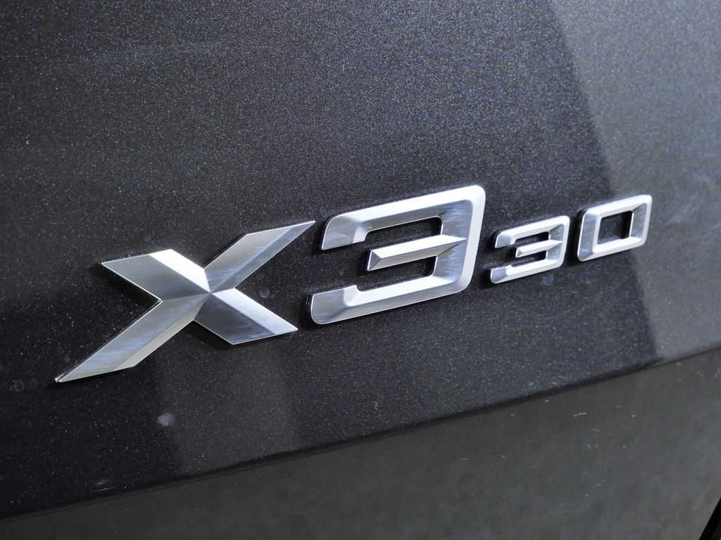 Thumbnail: 2026 BMW X3 - 12